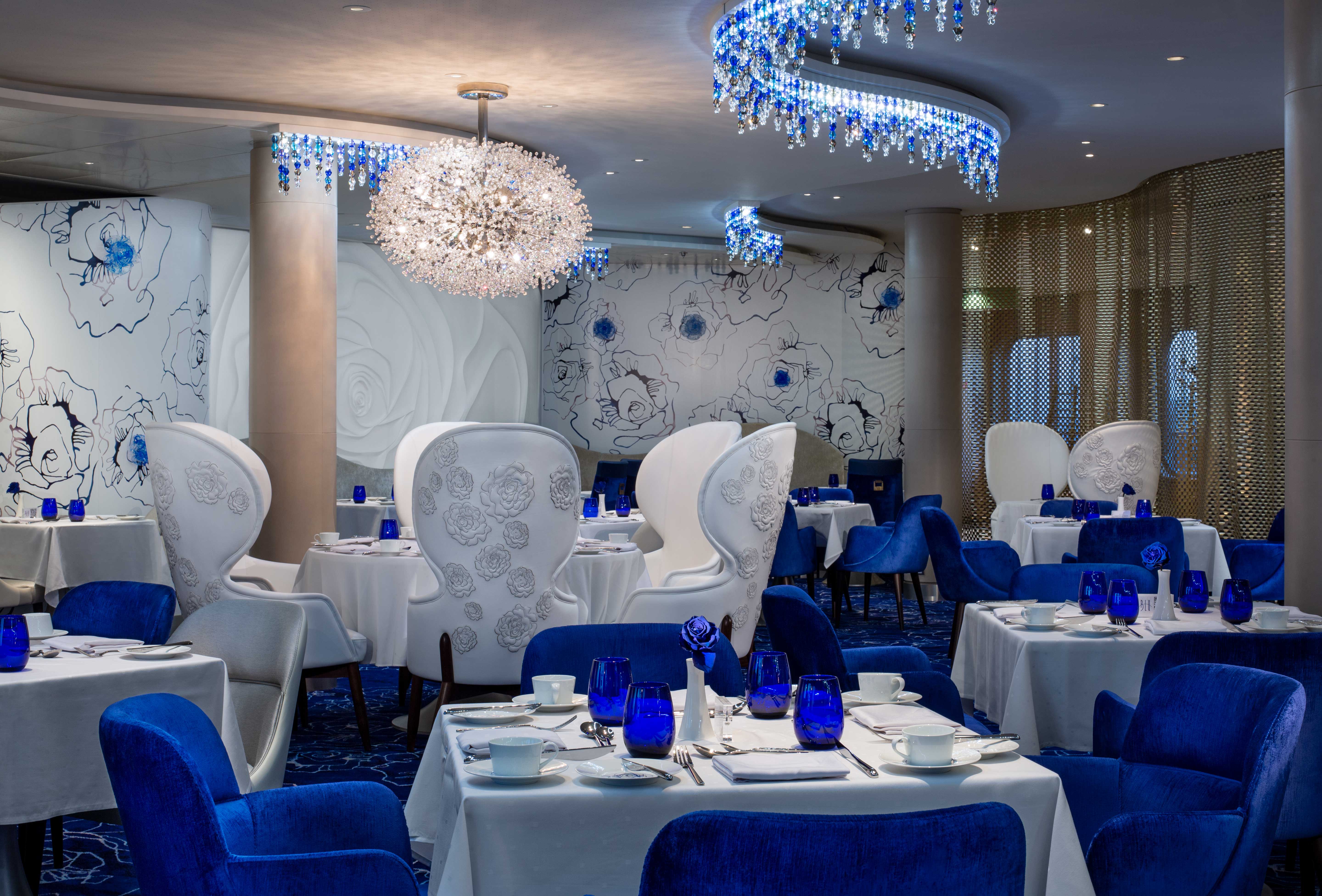 Restaurangen Blu är exklusiv för gäster i Aquaclass-hytter och serverar hälsosam gourmetmat.