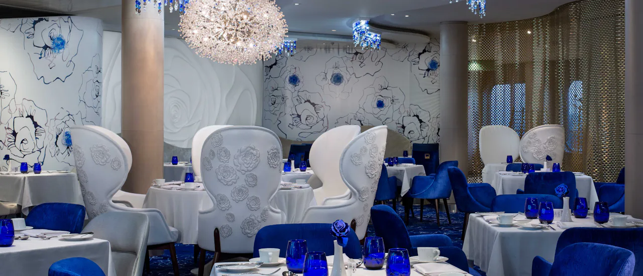 Restaurangen Blu är exklusiv för gäster i Aquaclass-hytter och serverar hälsosam gourmetmat.