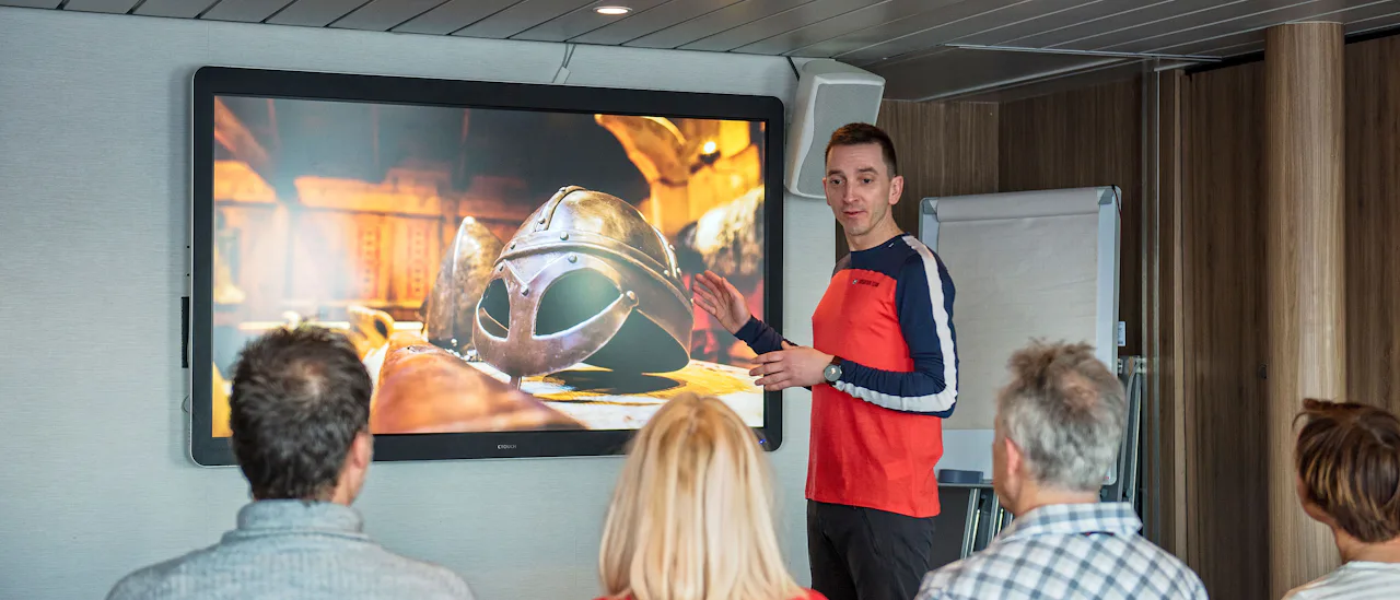 Temat för expeditionen varierar beroende på säsong och destination